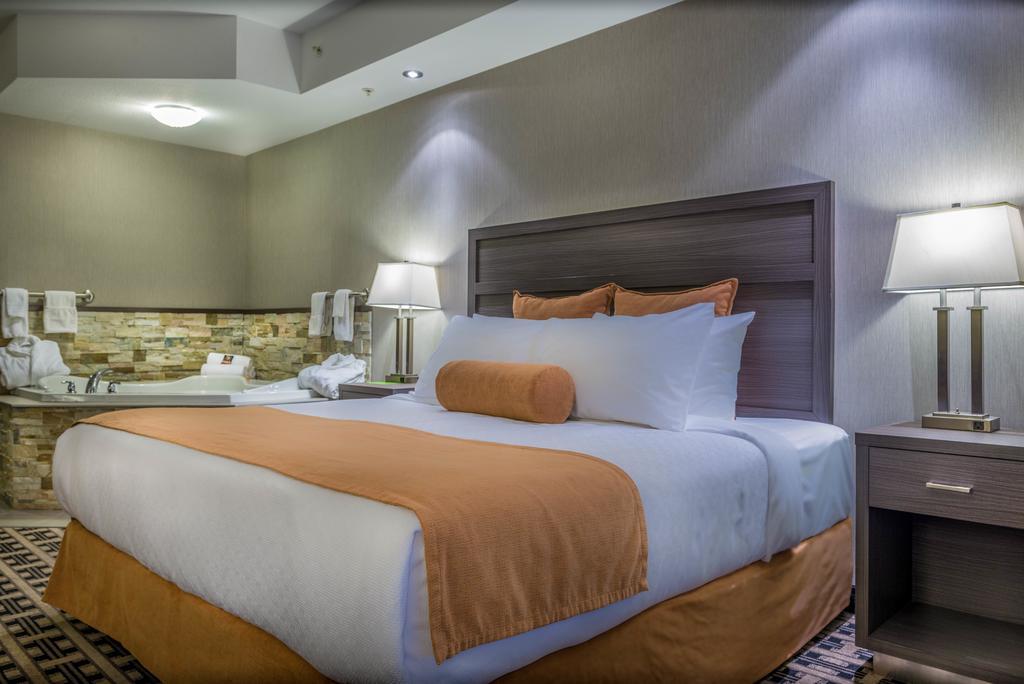 Timber Ridge Inn And Suites Fox Creek Quarto foto